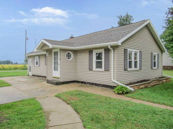 71138 Lakeview Drive, White Pigeon, MI 49099