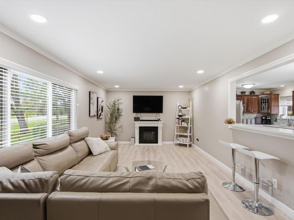 42176 Lochmoor Street, Unit 31, Clinton Twp, MI 48038
