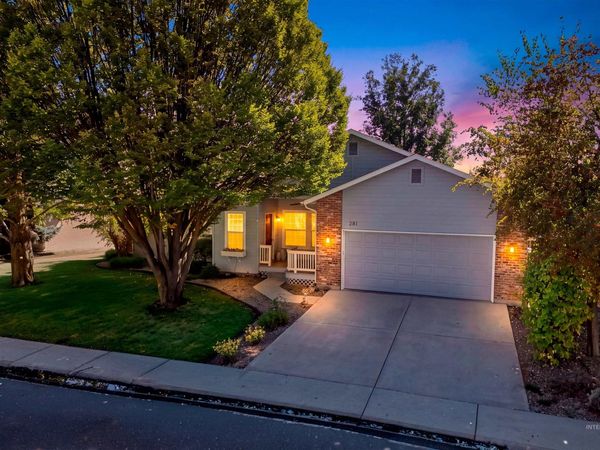 281 S Silverwood Way, Eagle, ID 83616