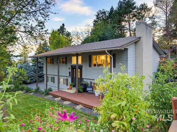 3100 N Hillway Dr, Boise, ID 83702