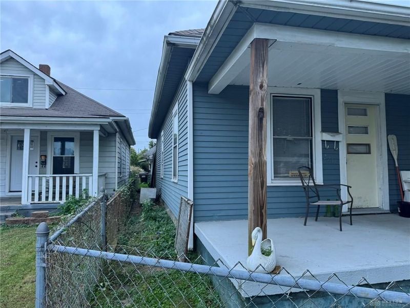 221 N Sutphin Street, Middletown, OH 45042 Photo 3