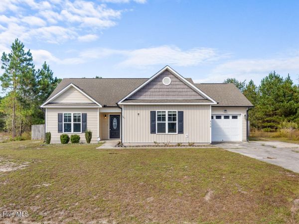 118 Blueberry Fields Road , Maple Hill, NC 28454