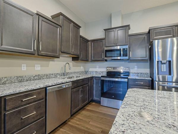 566 Foxhill Drive, Crescent Springs, KY 41017
