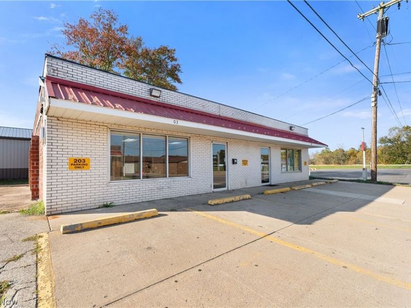 203-205 Carrollton Street, Malvern, OH 44644 Photo 3