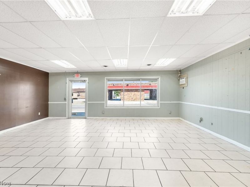 203-205 Carrollton Street, Malvern, OH 44644 Photo 8