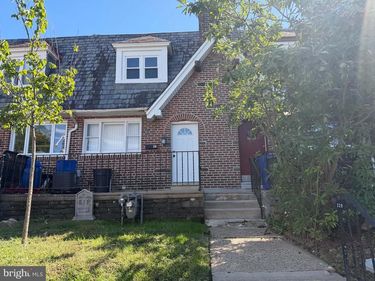 231 N LINDEN AVENUE, UPPER DARBY, PA 19082