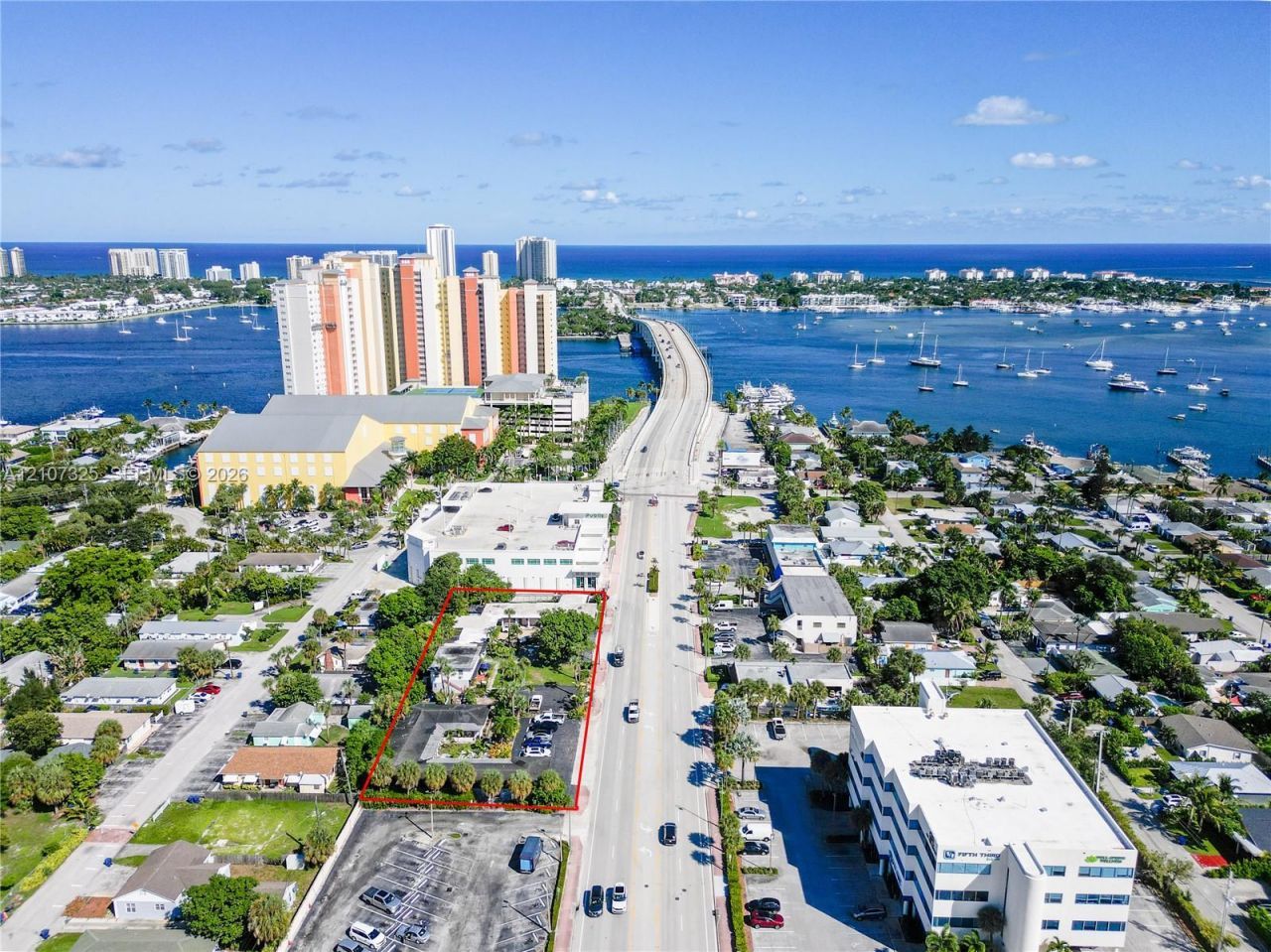 186 E Blue Heron Blvd , Riviera Beach, FL 33404 Photo