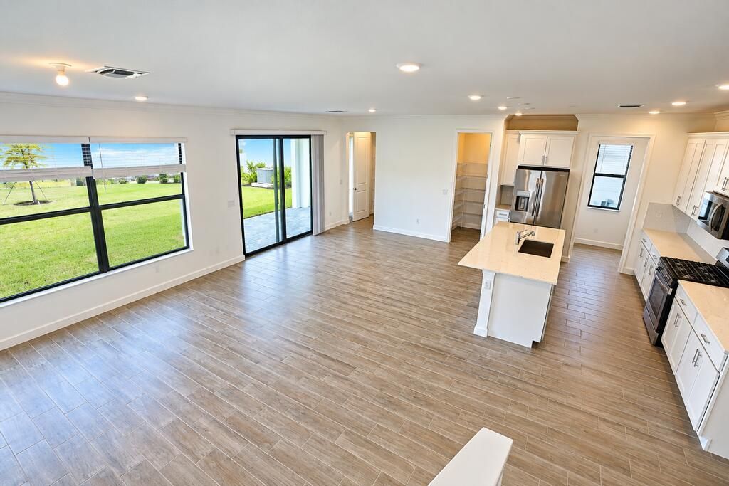 6874 NW Kestrel Lane, Port Saint Lucie, FL 34987 Photo