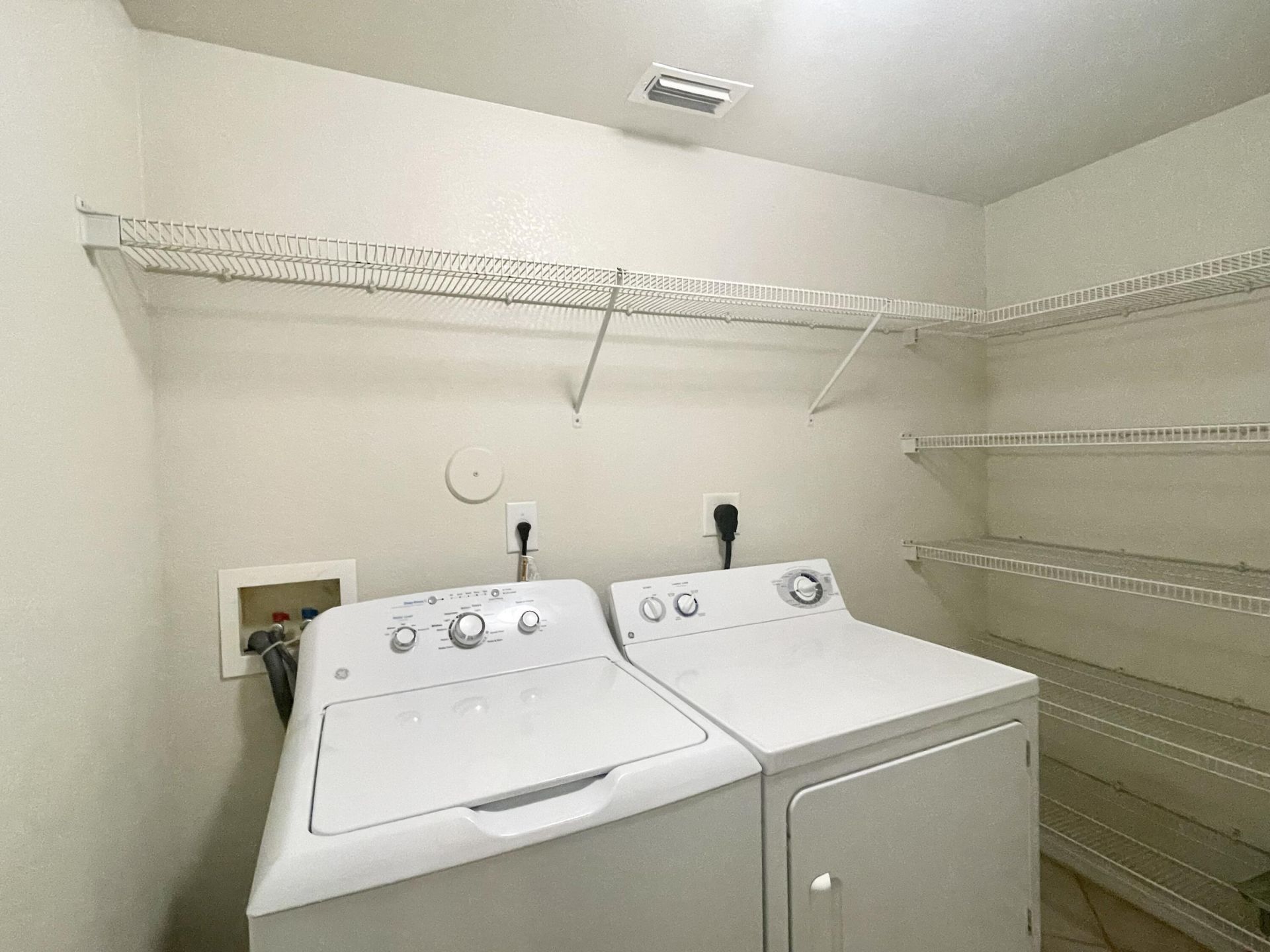 6533 Emerald Dunes Drive, Unit 107, West Palm Beach, FL 33411 Photo