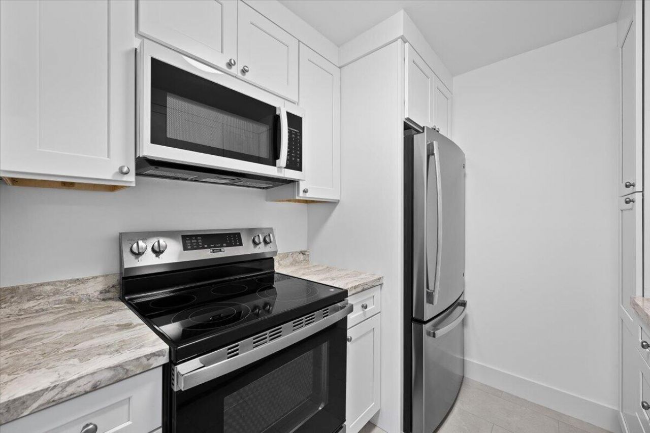 131 Doolen Court, Unit 207, North Palm Beach, FL 33408 Photo