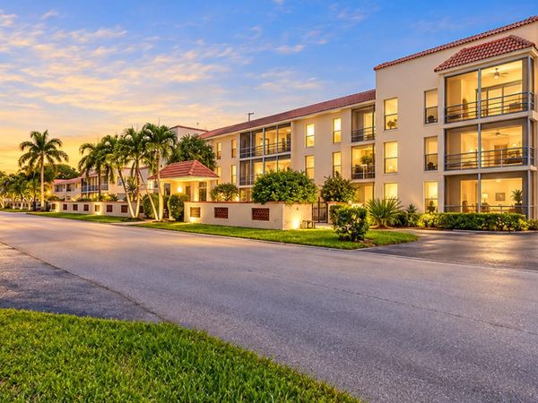 331 SW 8TH, Unit 3F, Boca Raton, FL 33432