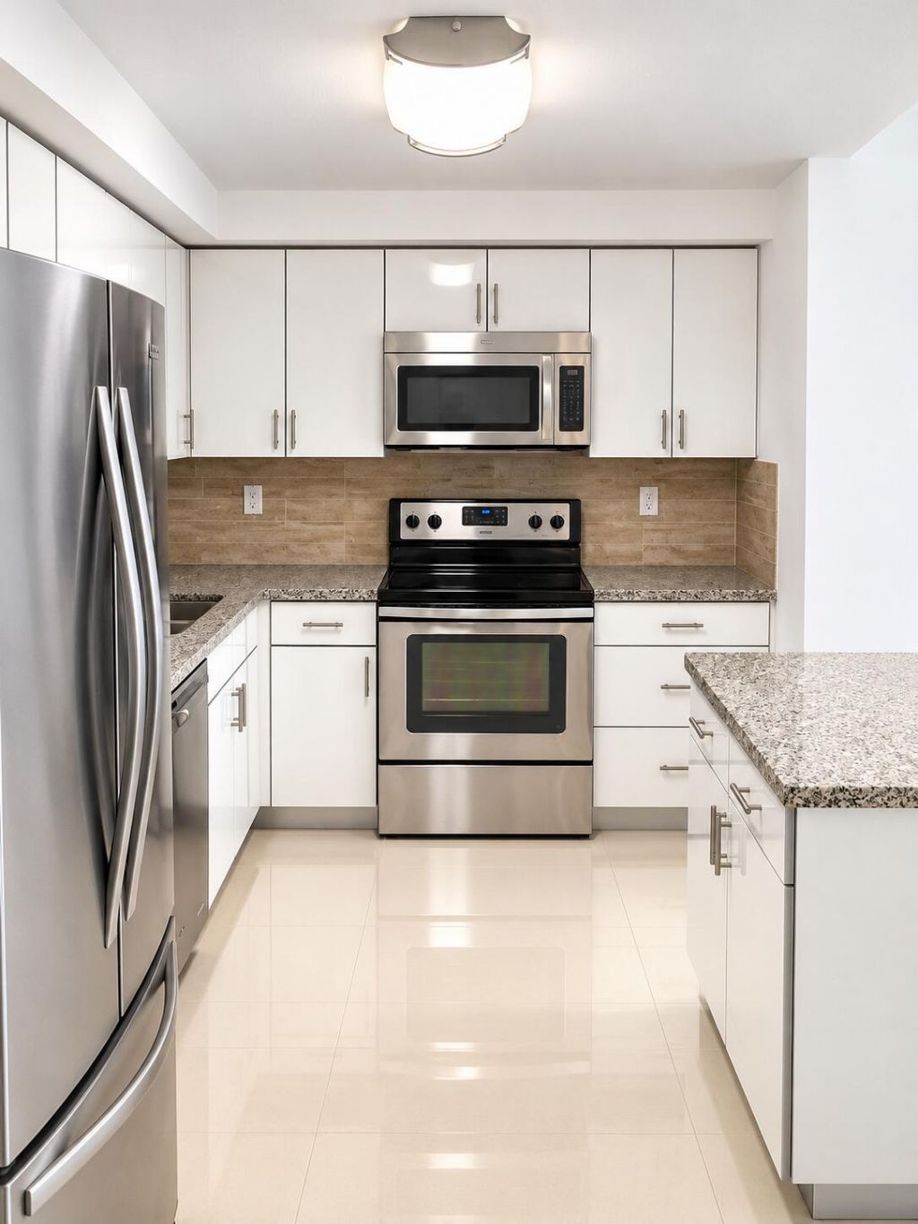19380 Collins Avenue, Unit 516, Sunny Isles Beach, FL 33160 Photo