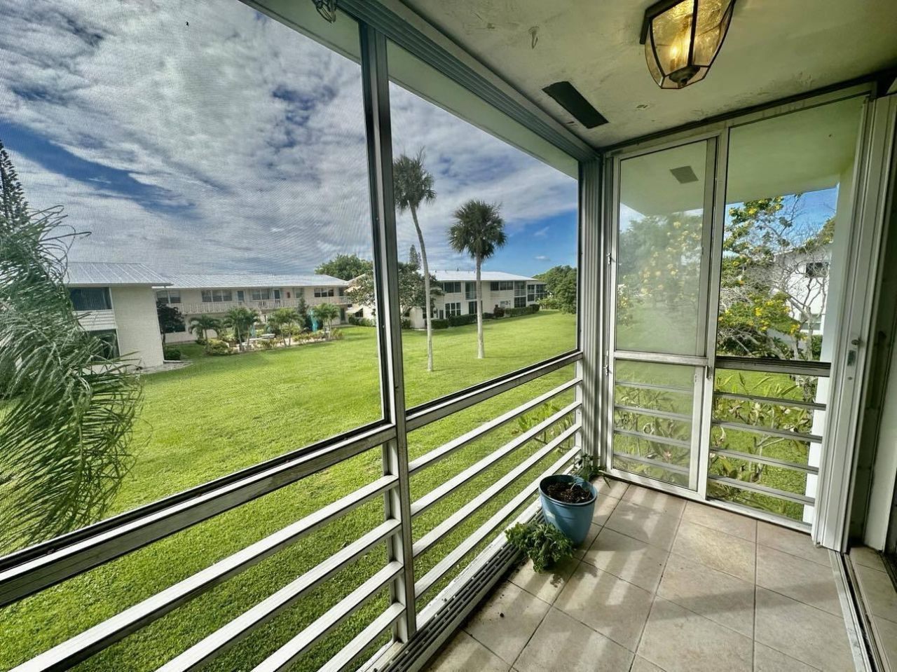 141 Coventry F, West Palm Beach, FL 33417 Photo
