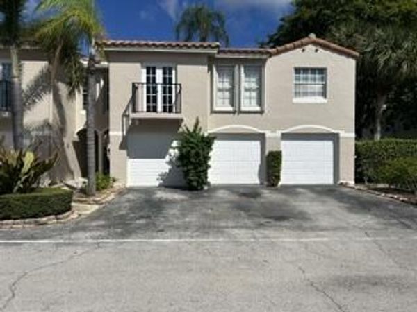 1135 Lake Shore Drive, Unit 201, Lake Park, FL 33403