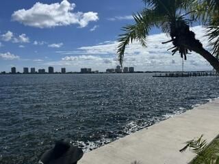 1135 Lake Shore Drive, Unit 201, Lake Park, FL 33403 Photo