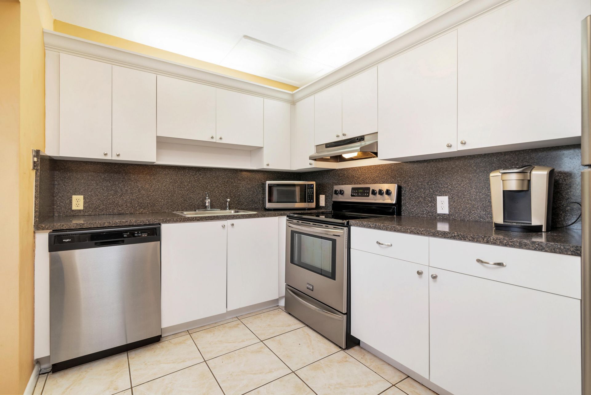 203 Suffolk E, Boca Raton, FL 33434 Photo