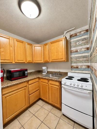 121 Cleveland Street, Unit 2, Lake Worth, FL 33461 Photo