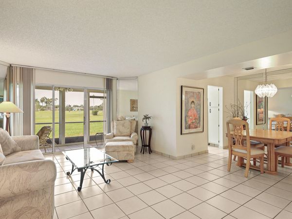 3951 VIA POINCIANA, Unit 114, Lake Worth, FL 33467