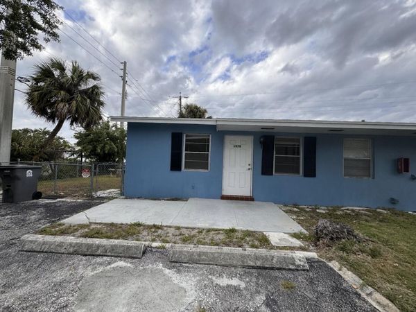 1978 Windsor Drive, North Palm Beach, FL 33408