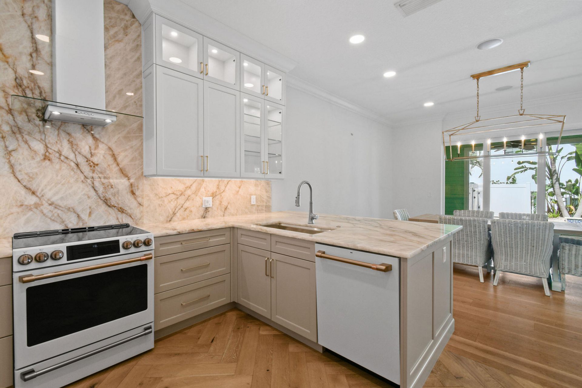 104 Intracoastal Circle, Tequesta, FL 33469 Photo
