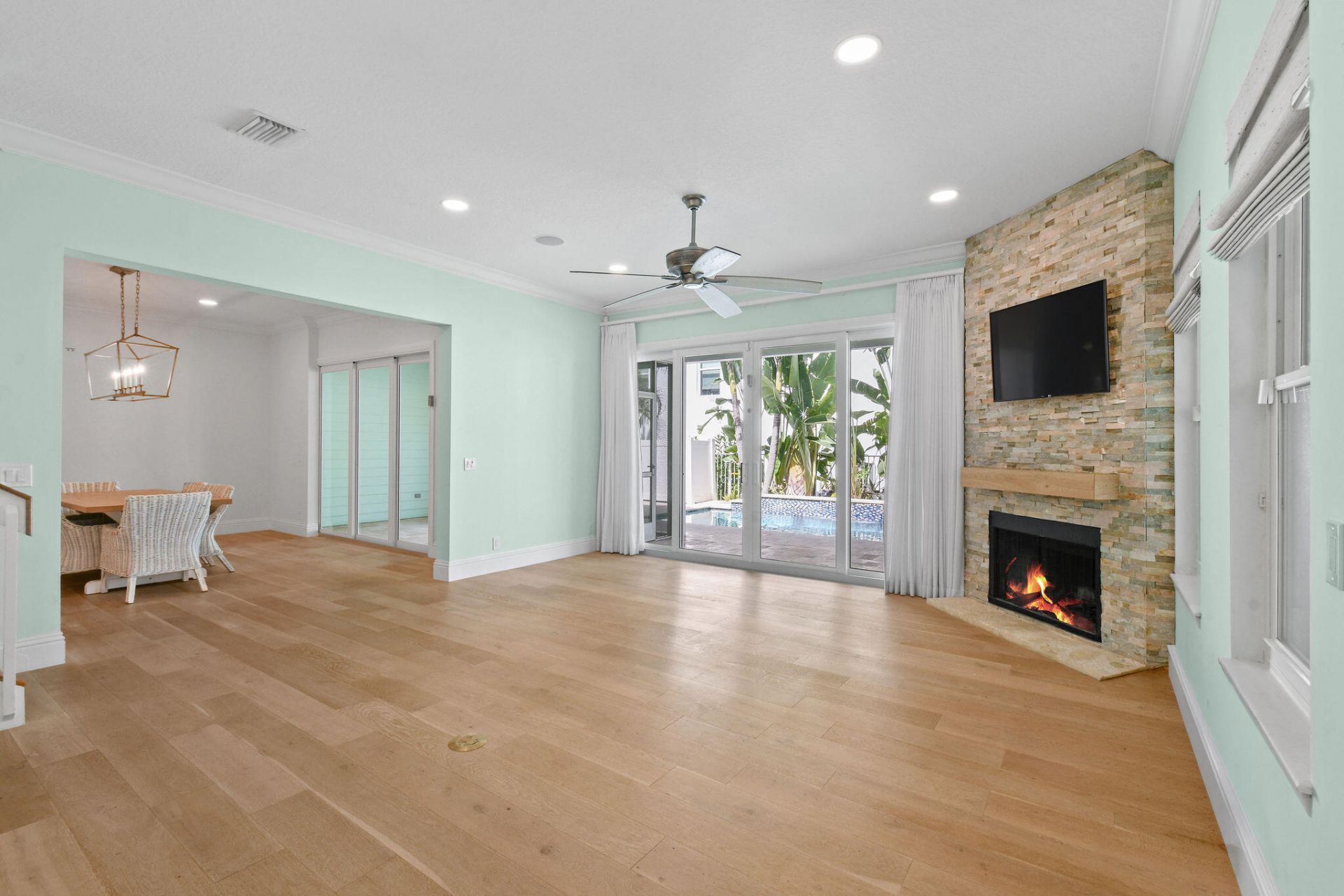 104 Intracoastal Circle, Tequesta, FL 33469 Photo