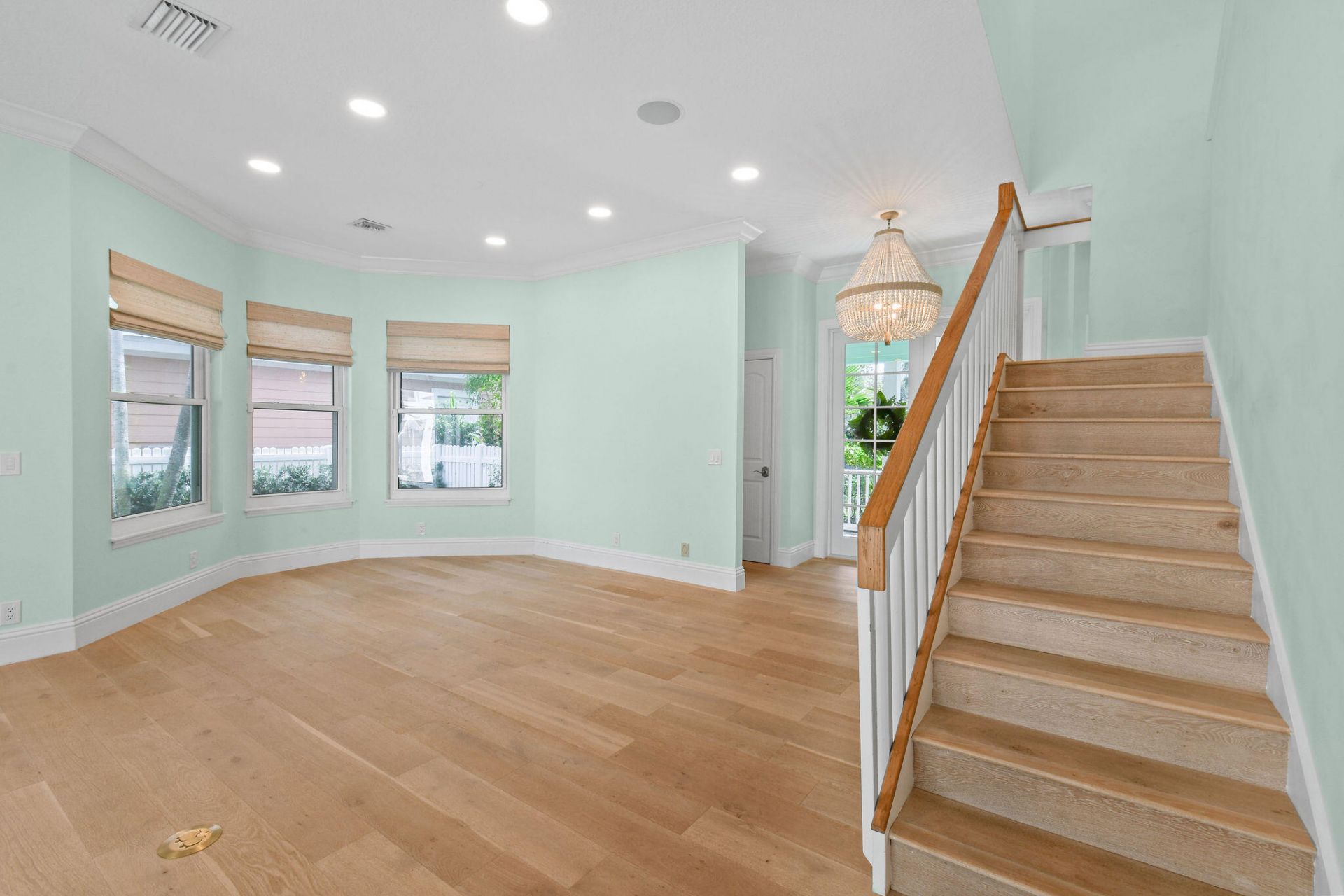 104 Intracoastal Circle, Tequesta, FL 33469 Photo