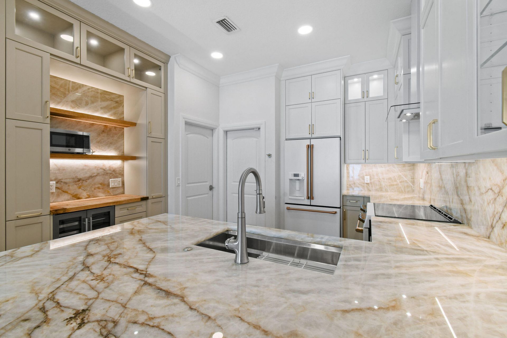 104 Intracoastal Circle, Tequesta, FL 33469 Photo