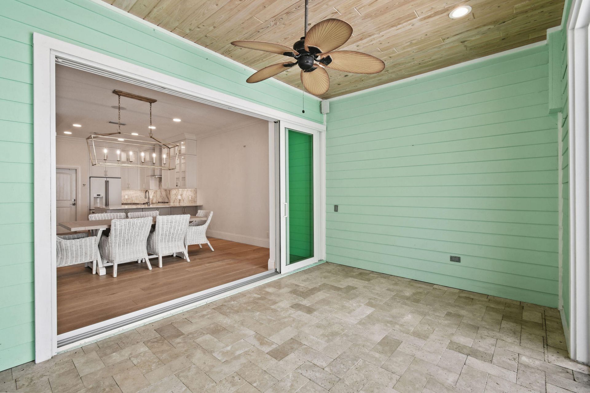 104 Intracoastal Circle, Tequesta, FL 33469 Photo