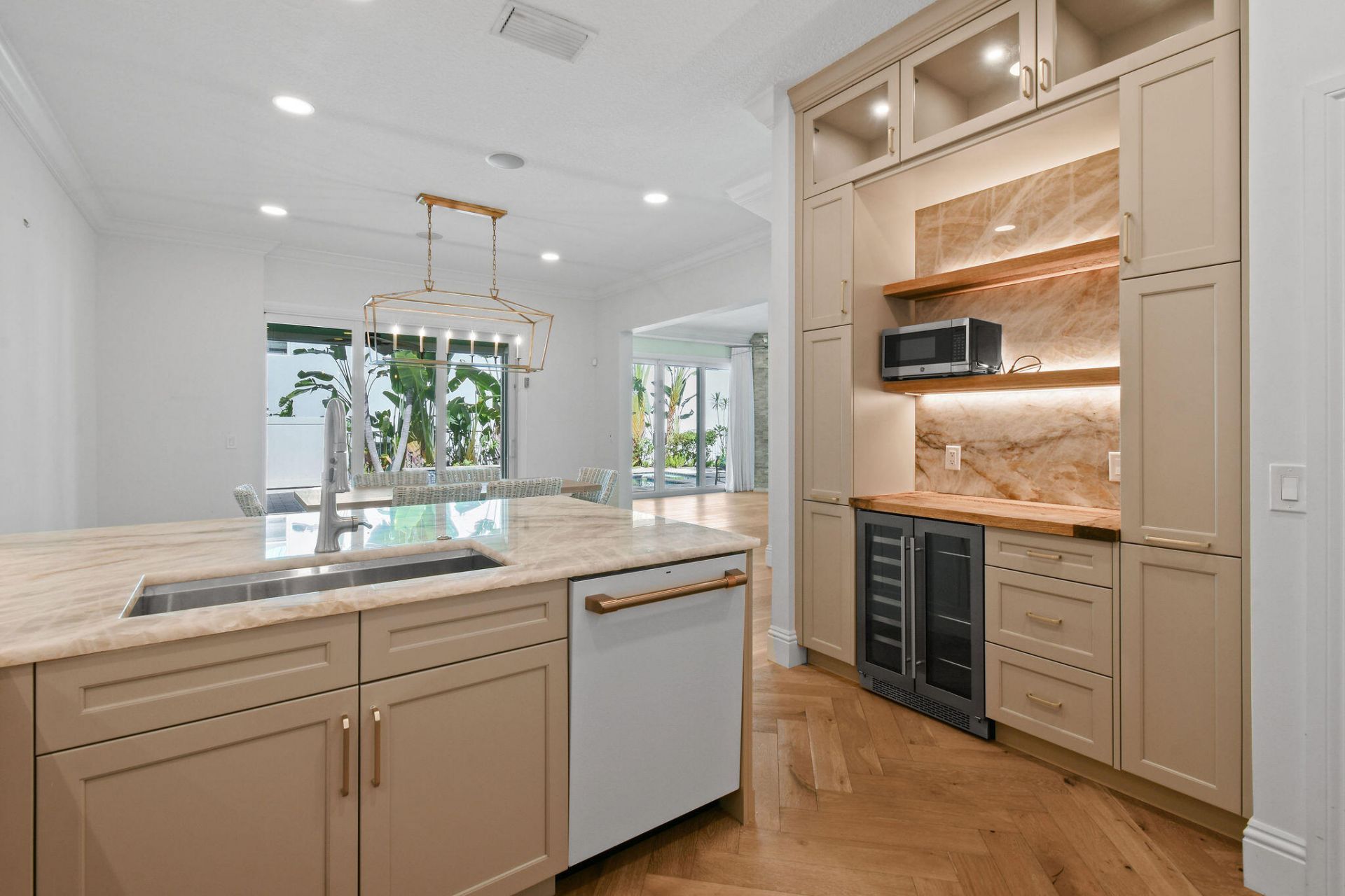 104 Intracoastal Circle, Tequesta, FL 33469 Photo