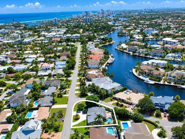 3301 NE 27th Avenue, Lighthouse Point, FL 33064