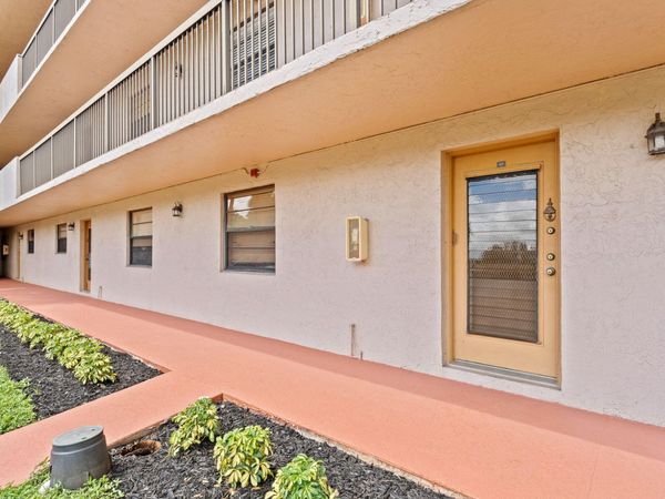 6085 N SABAL PALM Boulevard, Unit 107, Tamarac, FL 33319