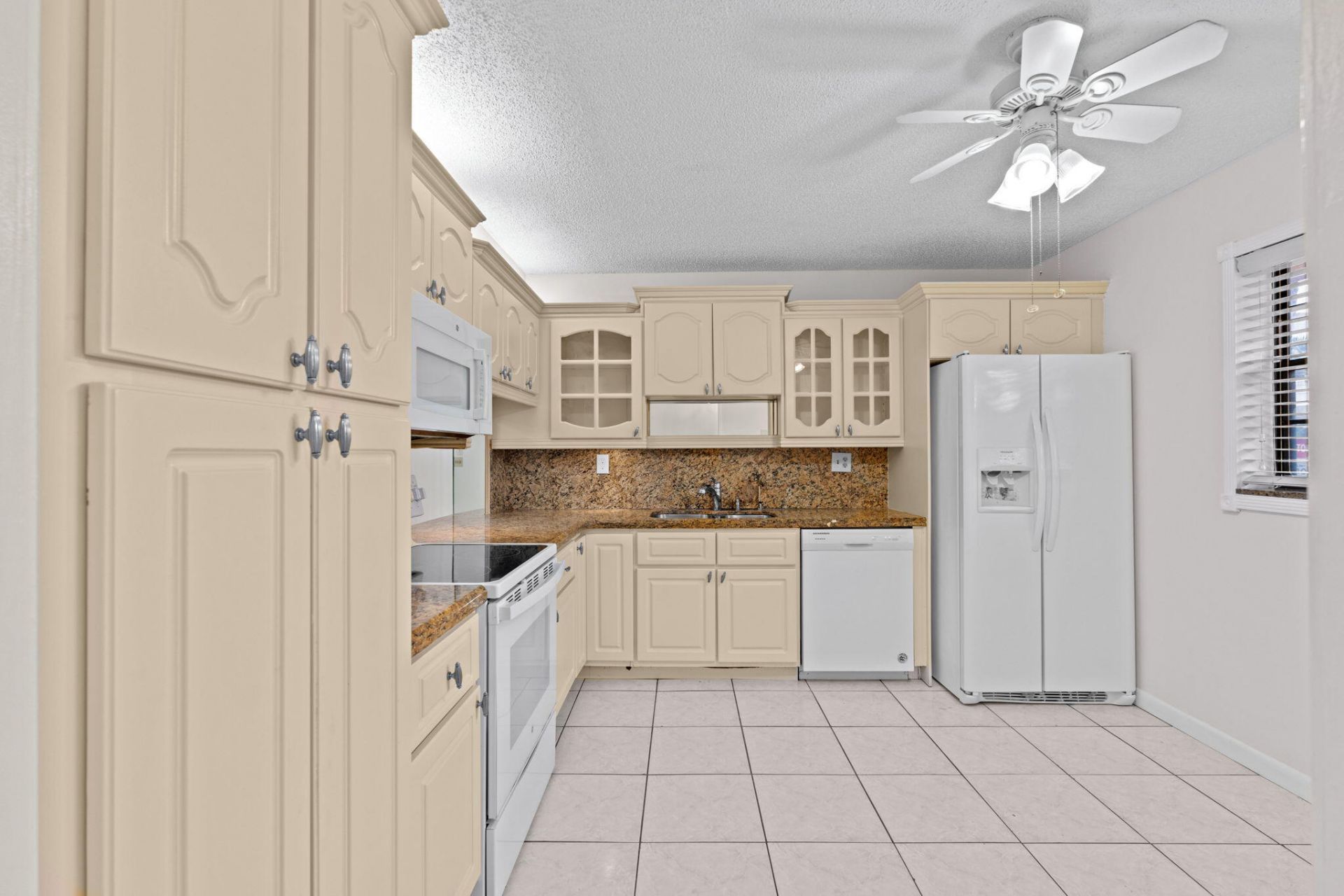 6085 N Sabal Palm Boulevard, Unit 107, Tamarac, FL 33319 Photo