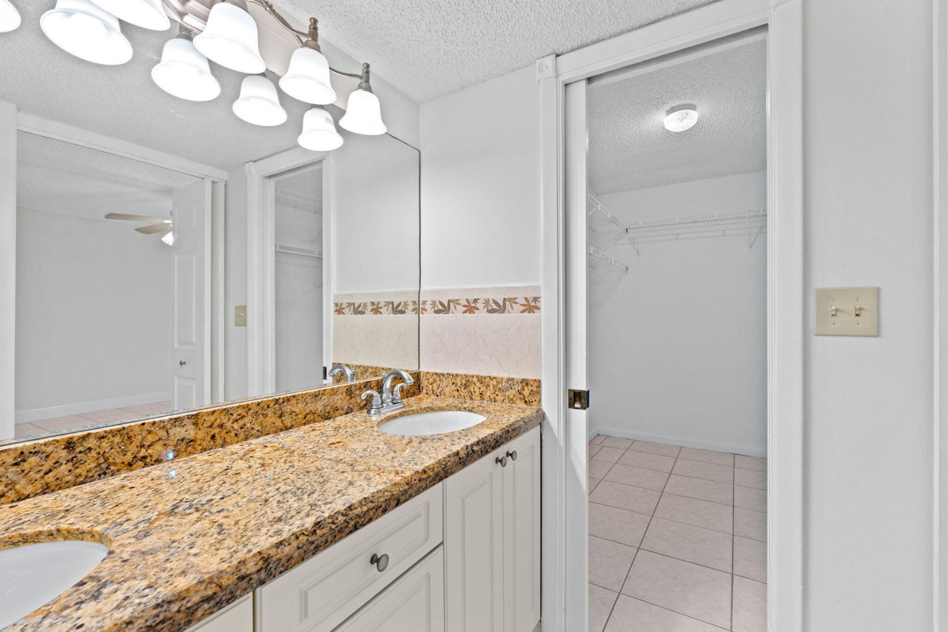 6085 N Sabal Palm Boulevard, Unit 107, Tamarac, FL 33319 Photo