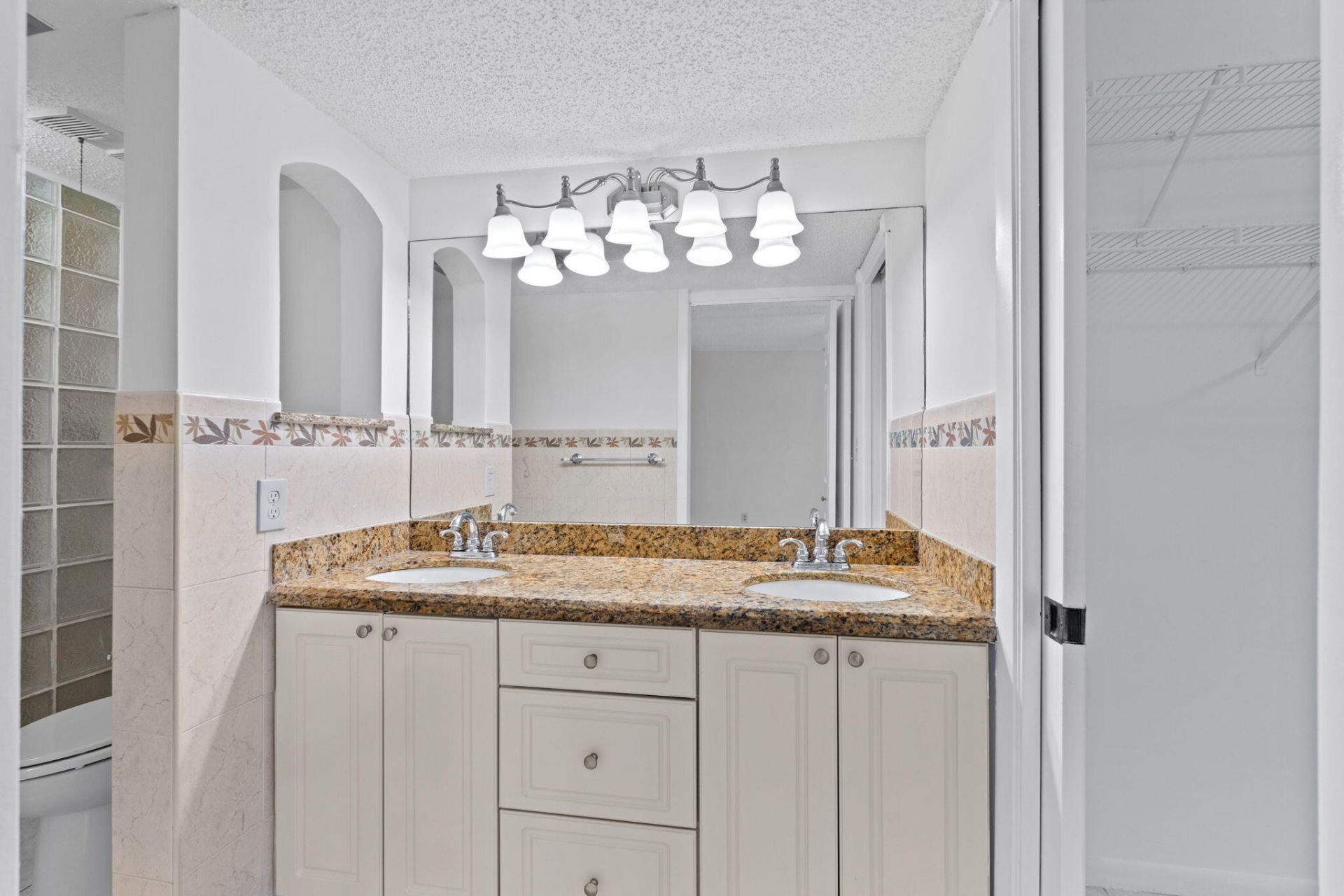 6085 N Sabal Palm Boulevard, Unit 107, Tamarac, FL 33319 Photo
