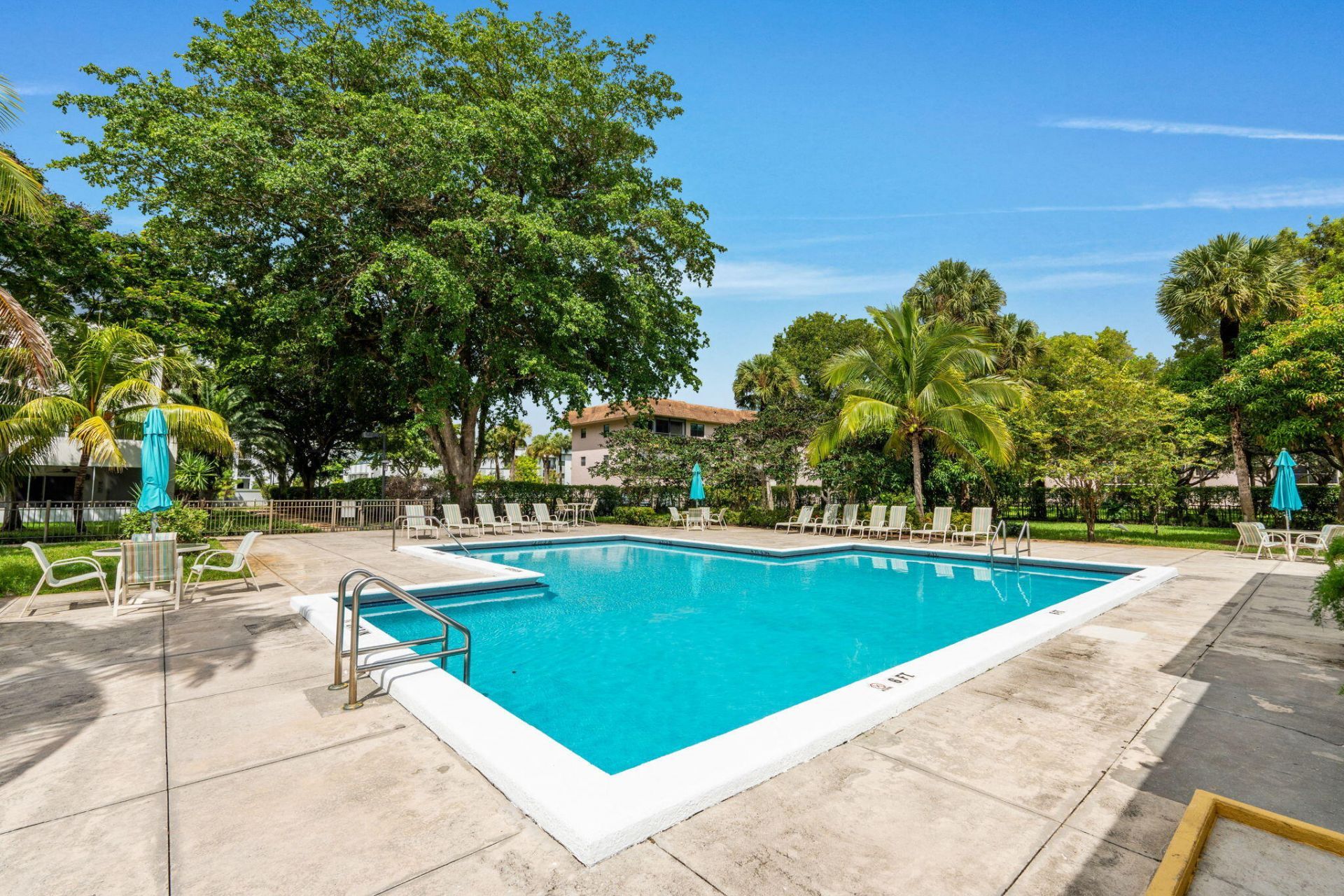 6085 N Sabal Palm Boulevard, Unit 107, Tamarac, FL 33319 Photo