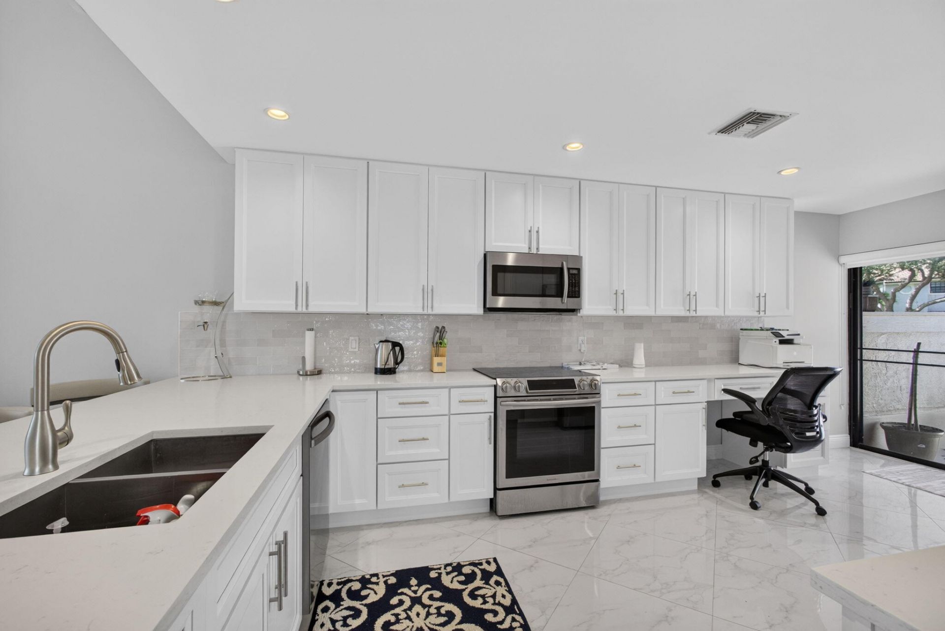 543 Prestwick Circle, Palm Beach Gardens, FL 33418 Photo