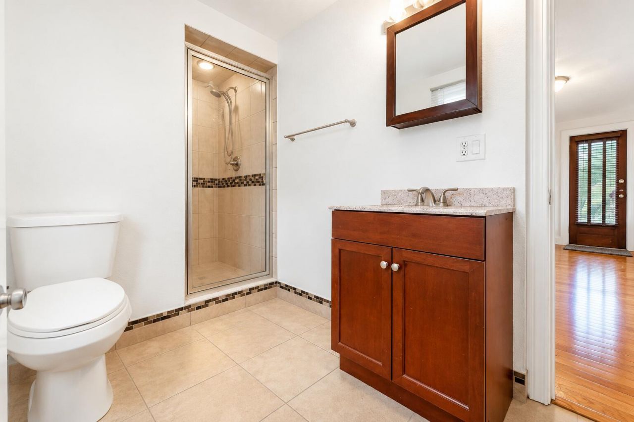 421 N Ocean Breeze, Lake Worth Beach, FL 33460 Photo