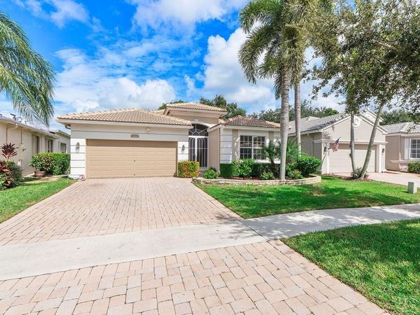 7663 New Holland Way, Boynton Beach, FL 33437