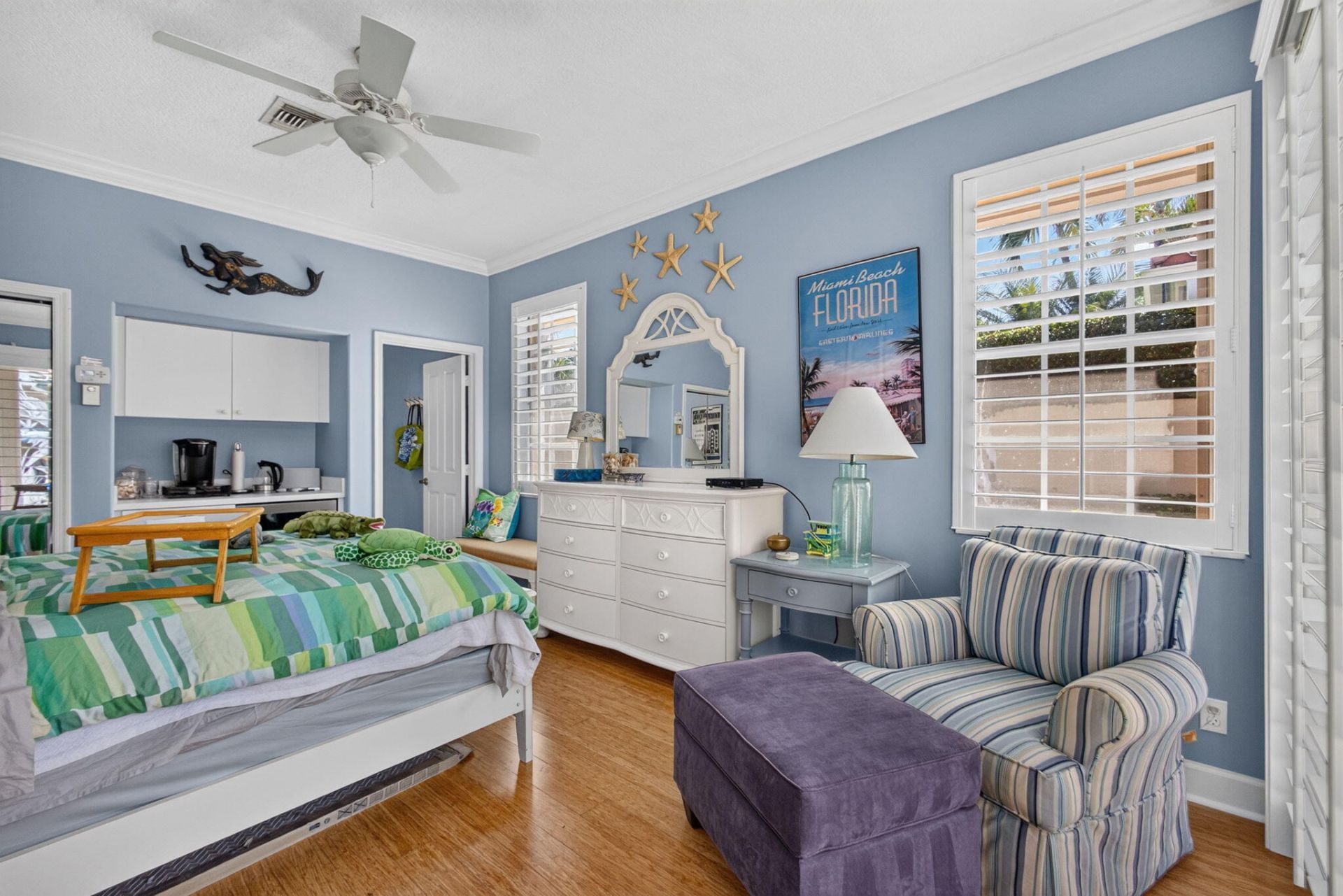 8863 Lakes Boulevard, West Palm Beach, FL 33412 Photo