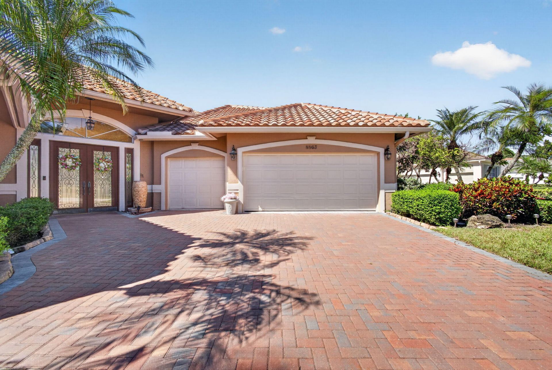 8863 Lakes Boulevard, West Palm Beach, FL 33412 Photo