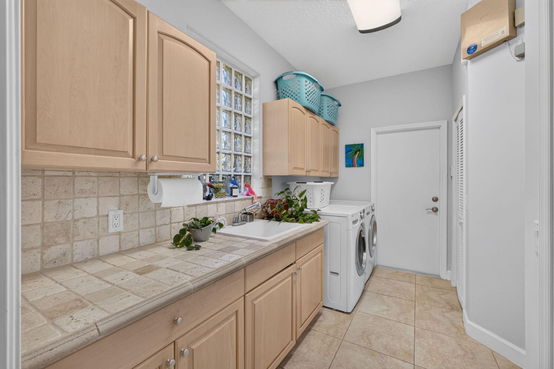 8863 Lakes Boulevard, West Palm Beach, FL 33412 Photo
