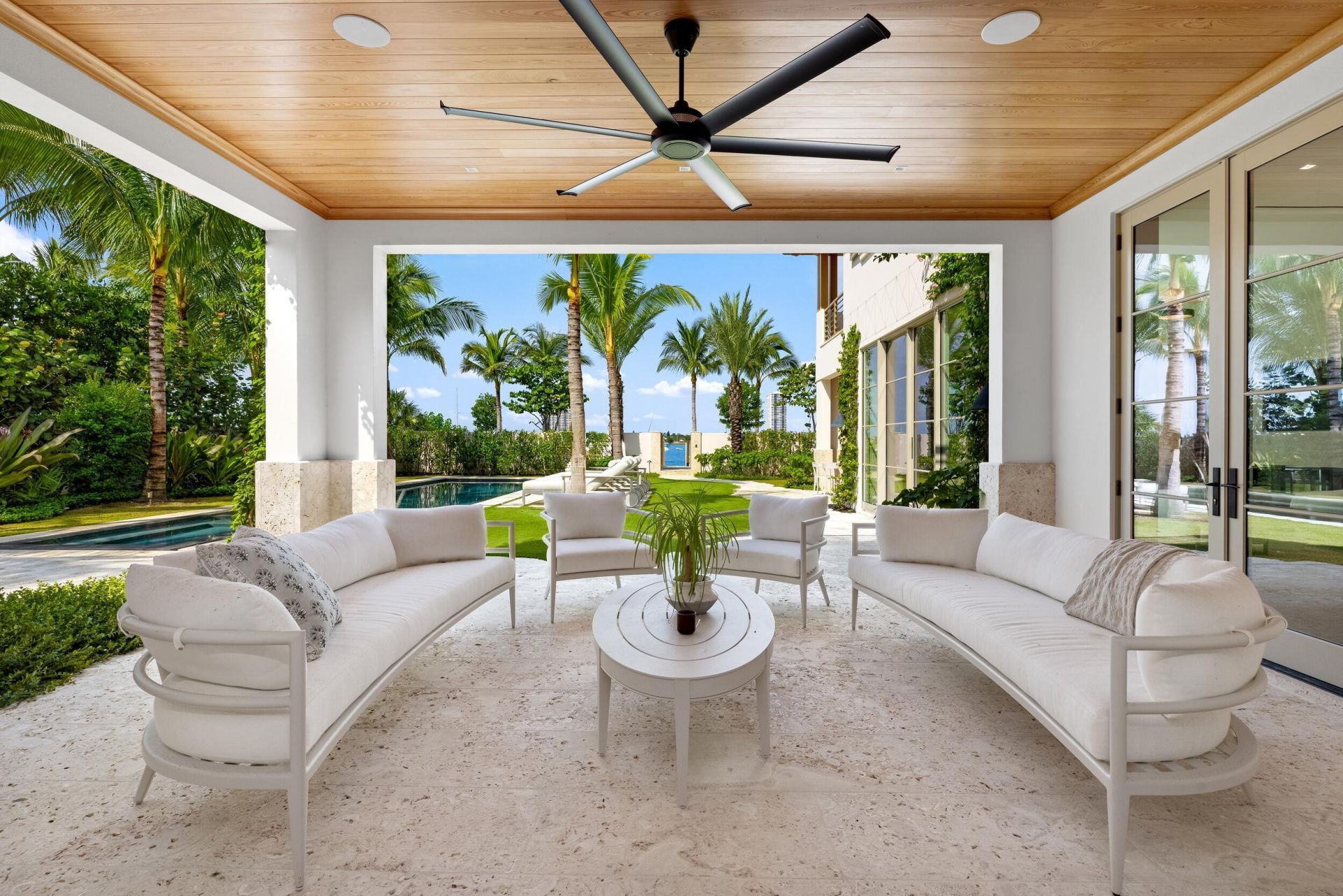1265 N Lake Way, Palm Beach, FL 33480 Photo