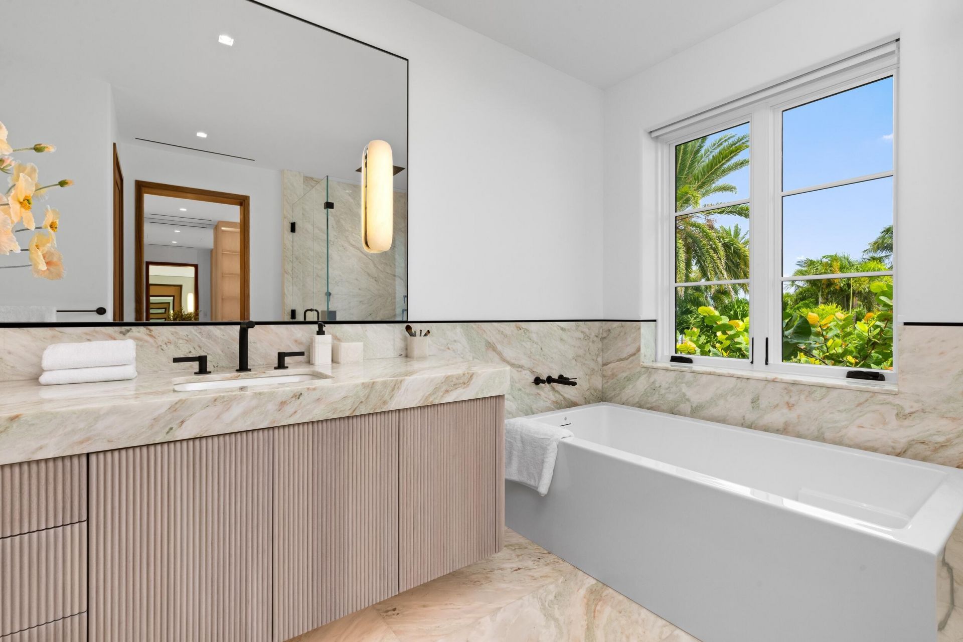 1265 N Lake Way, Palm Beach, FL 33480 Photo