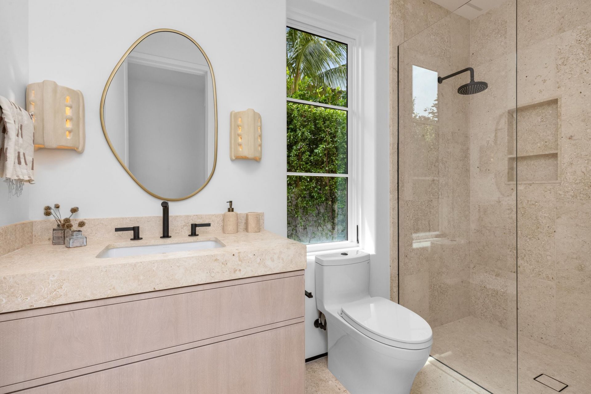 1265 N Lake Way, Palm Beach, FL 33480 Photo