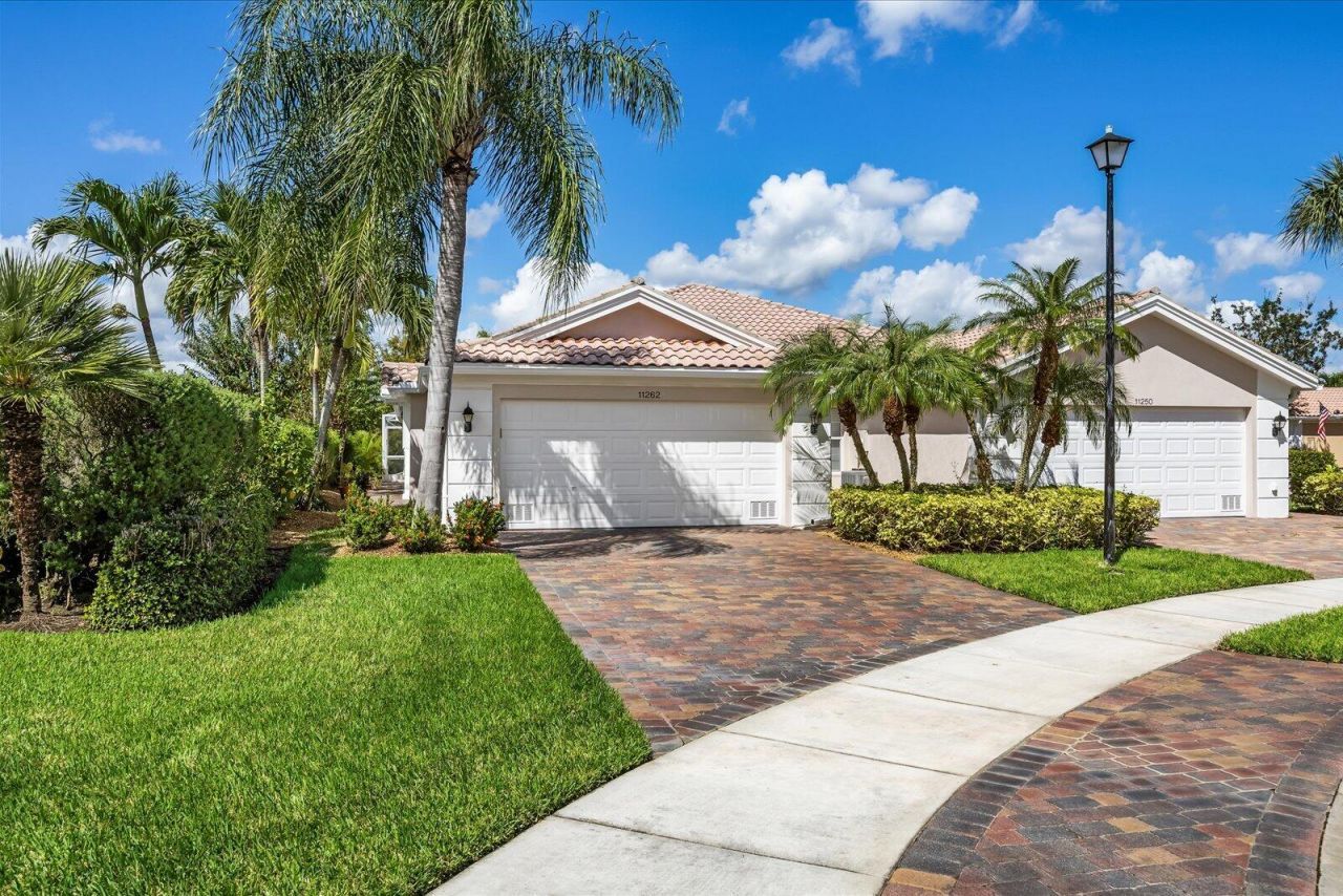 11262 SW Pembroke Drive, Port Saint Lucie, FL 34987 Photo