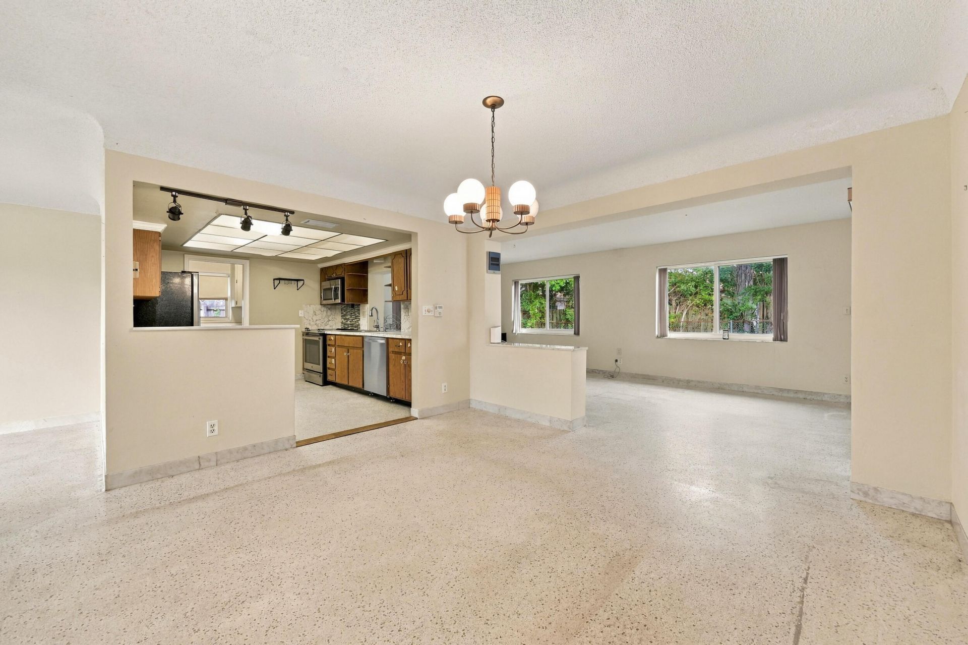 213 NE 24th Court, Boca Raton, FL 33431 Photo