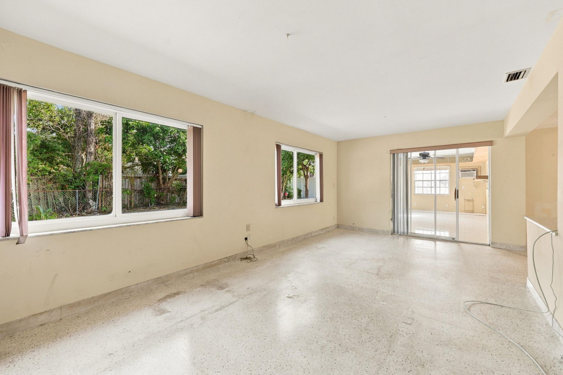 213 NE 24th Court, Boca Raton, FL 33431 Photo