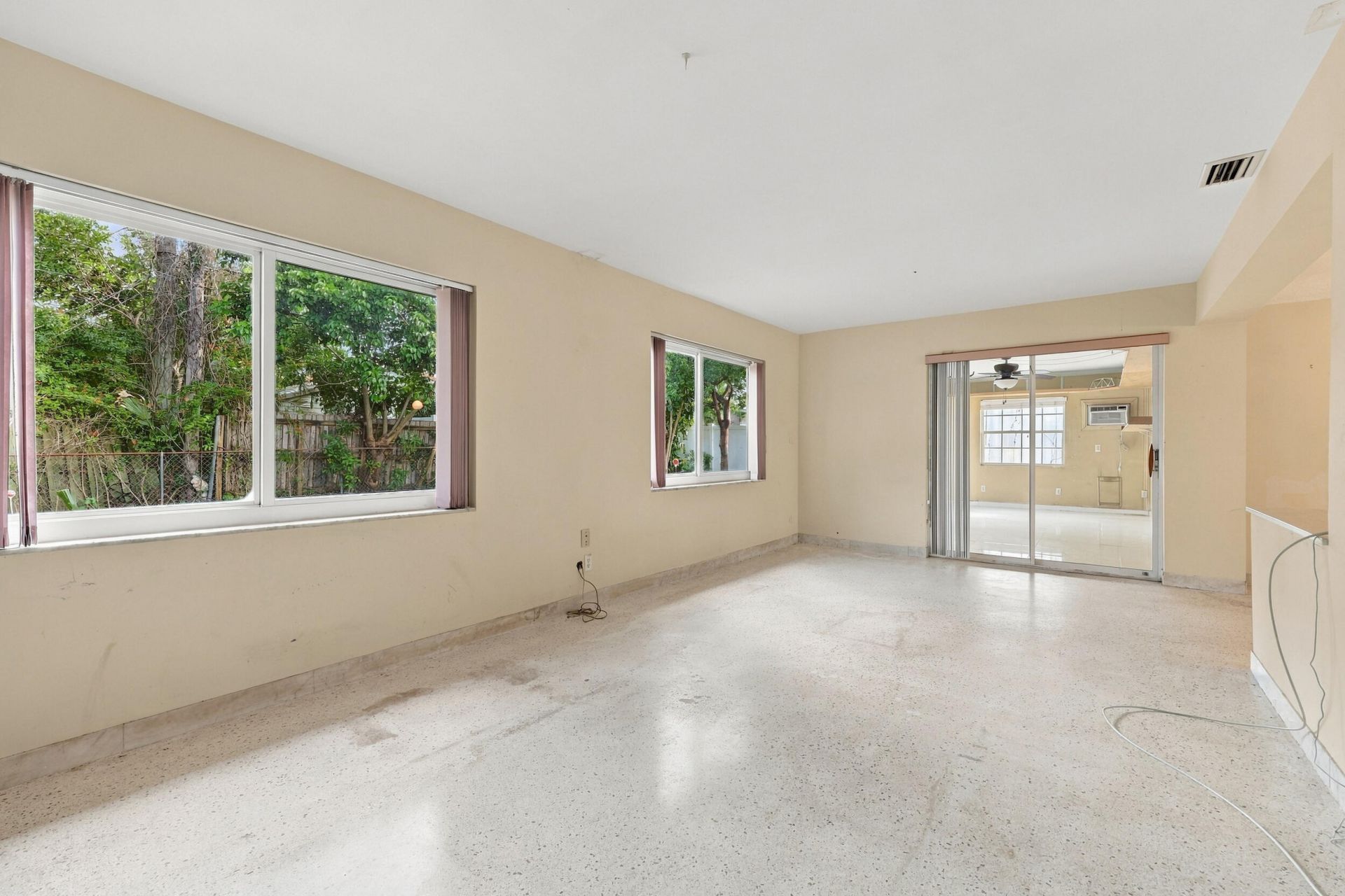 213 NE 24th Court, Boca Raton, FL 33431 Photo