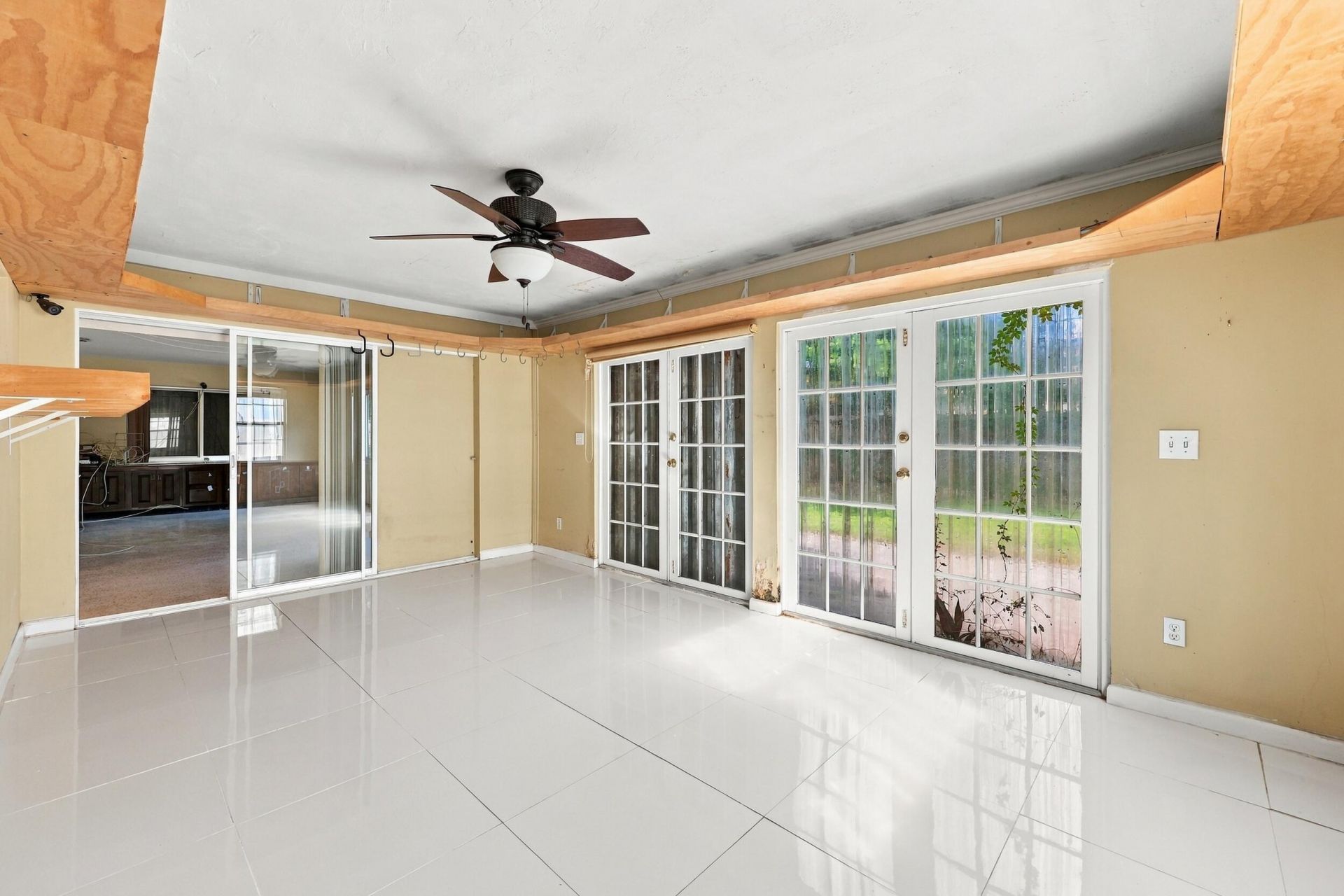 213 NE 24th Court, Boca Raton, FL 33431 Photo