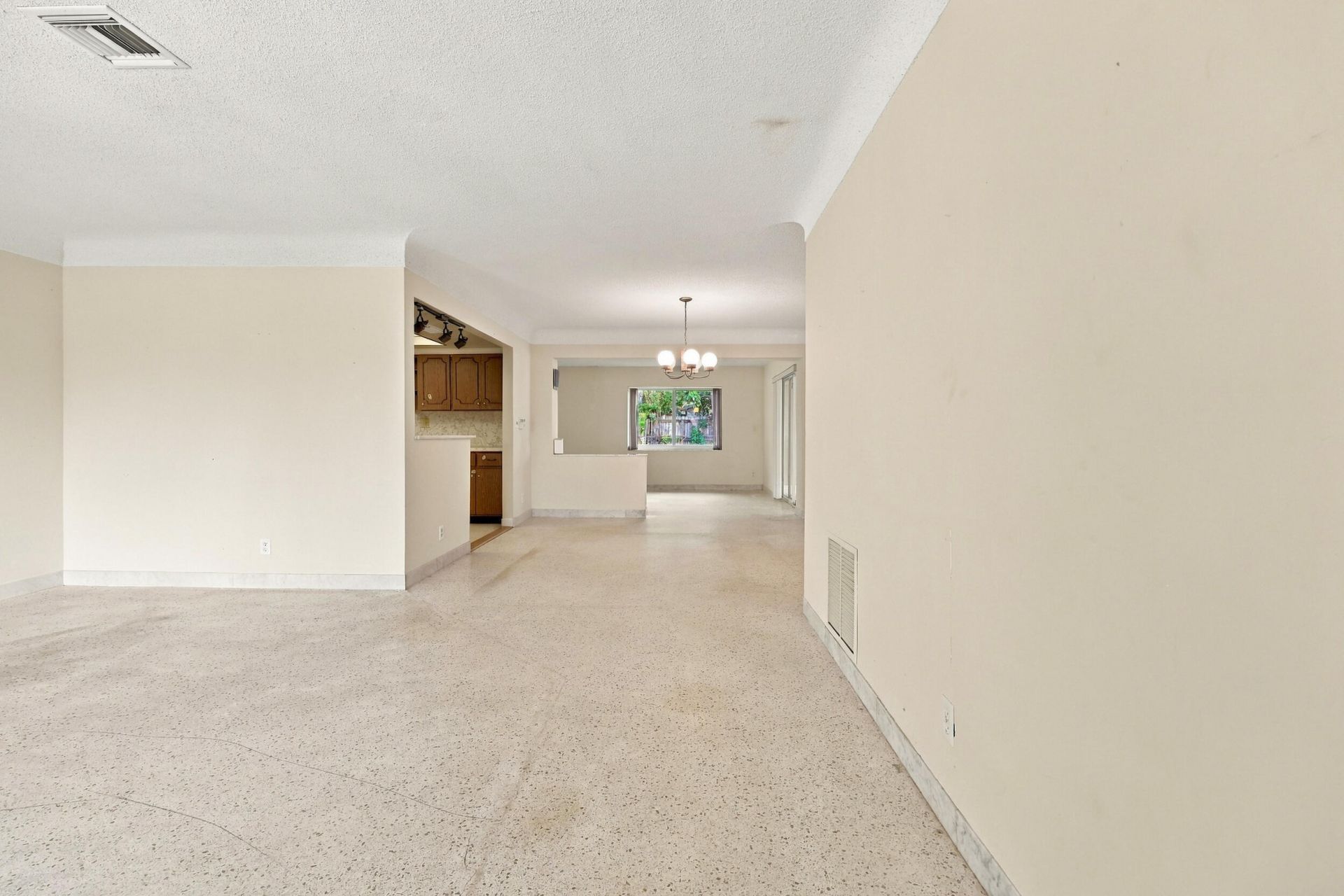 213 NE 24th Court, Boca Raton, FL 33431 Photo